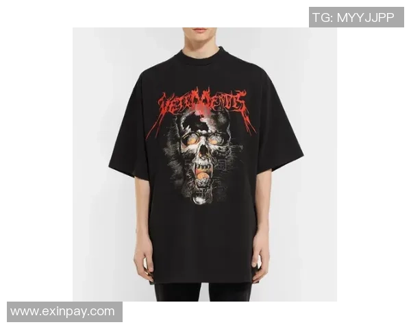 时尚与运动结合足球明星头像T恤让你成为街头焦点